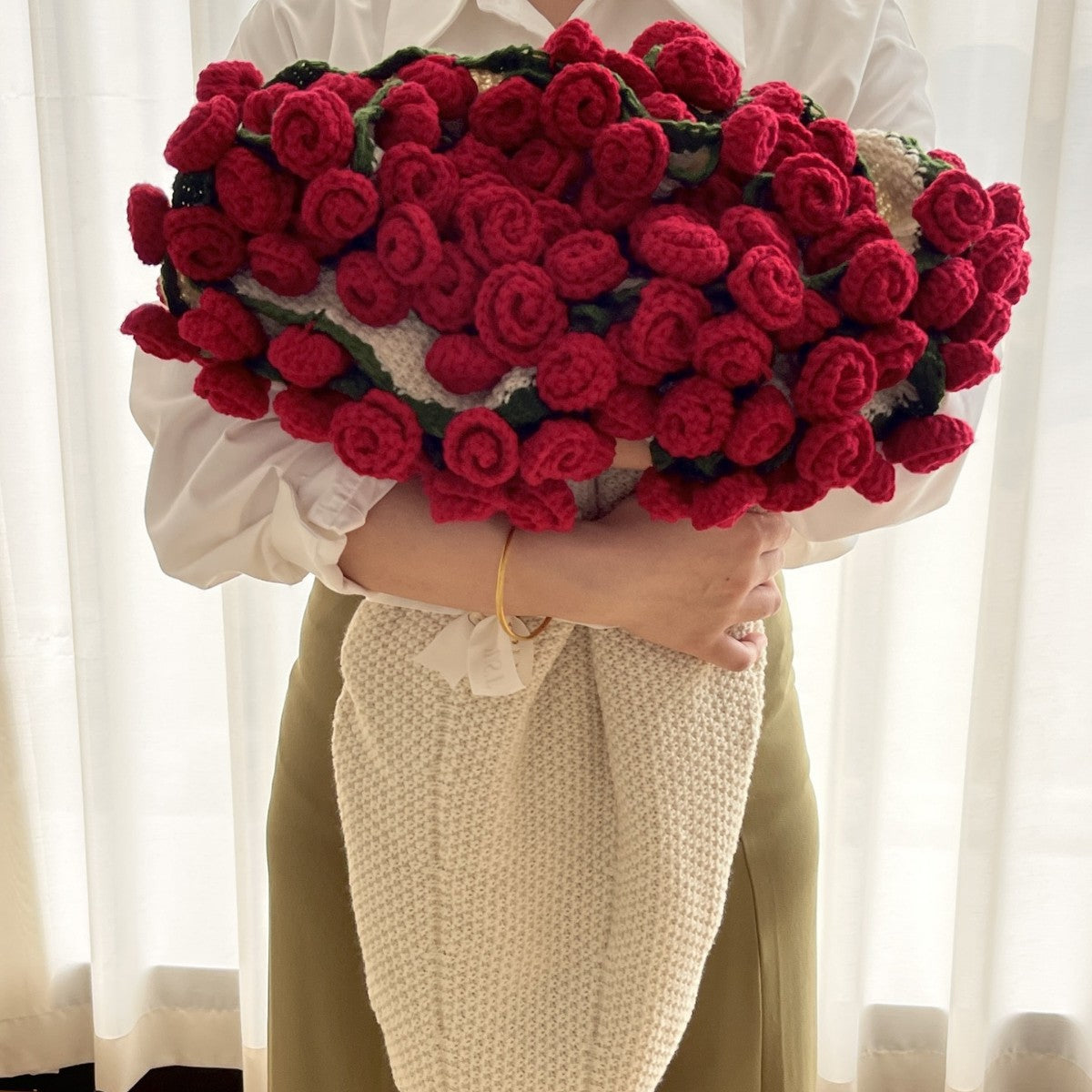 Crochet Flower Bouquet Blanket Red Rose-natural(blanket color) Crochet Blanket